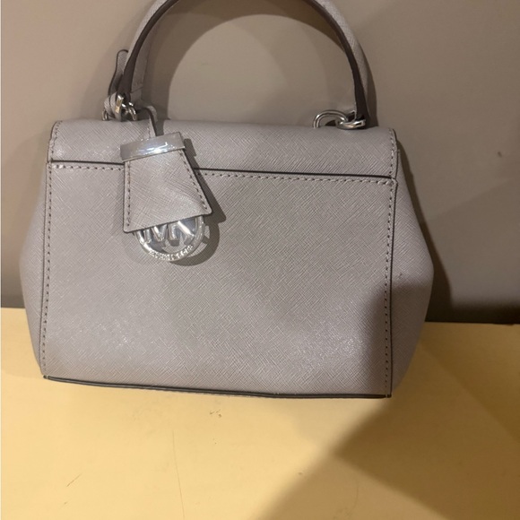 Michael Kors Chic Light Gray Mini Bag - Picture 2 of 4